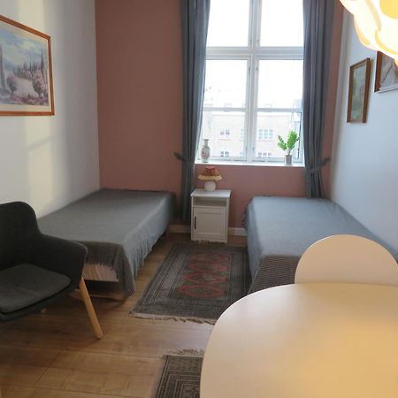 Den Lille Skole - Ferie Pa Aero I Marstal By - Vaerelser Exterior foto